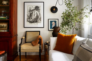 How to Decorate a Rental Home Without Permanent Changes