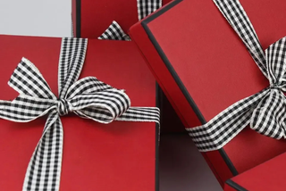 The Complete Luxury Gift Guide for Men: Accessories, Objects and Interiors