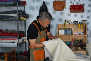 The Expert's Guide to Handcrafted Leather Bags & Accessories
