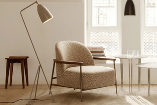 Floor Lamps: How One Well-Placed Lamp Completes a Room