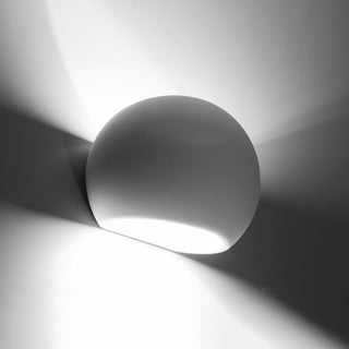 White Ceramic Wall Light – Modern Sculptural Wall Lamp With Soft Ambient Lighting
