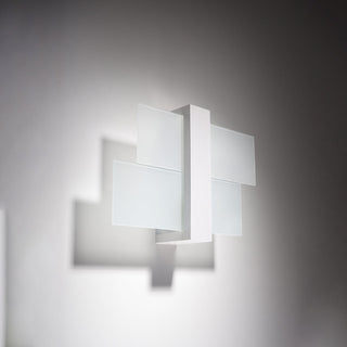 White Wood Wall Light – Modern Glass Wall Sconce | Warm Ambient Lighting