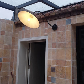 Vintage Metal Wall Light – Retro Outdoor Light With Iron Wall Sconce Finish