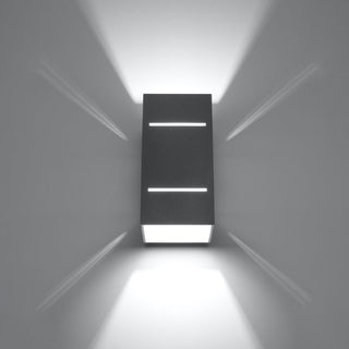 Modern Outdoor LED Wall Lamp – Grey Aluminum Wall Light | Energy Efficient Outdoor Lighting