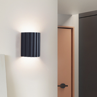 Modern resin curl half circle wall lamp indoor — sconce