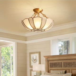 4-light scalloped brass ceiling lamp – chain hanging dining room
