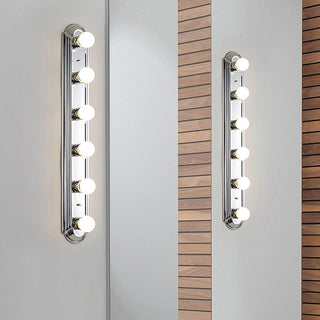 Silver Nordic vanity sconce close-up — metal bathroom E27 lamp