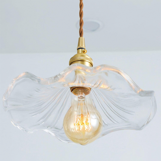 Suspension en verre Hibiscus – Abat-jour en verre cannelé | Fixation en laiton brossé