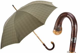 Chestnut striped manual opening natural wood finish Italian men's umbrella front