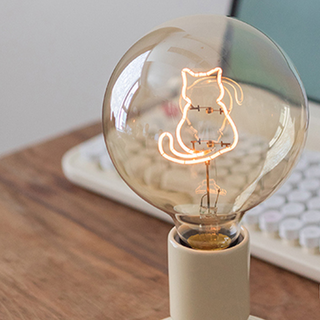 Pink cat bedside lamp setting — white LED wide view
