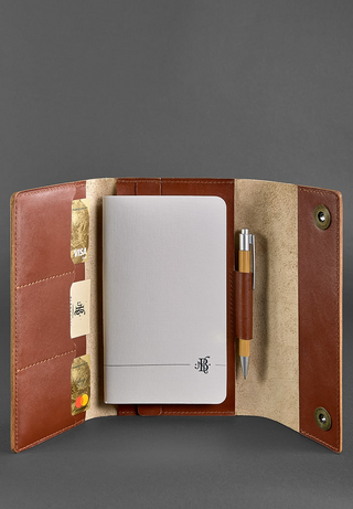 leather bound notebook a5 leather journal cover pen loop magnetic closure close-up