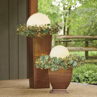 Solar Garden Lamp – Wireless Outdoor Light With Remote & 16 Hour Battery Life