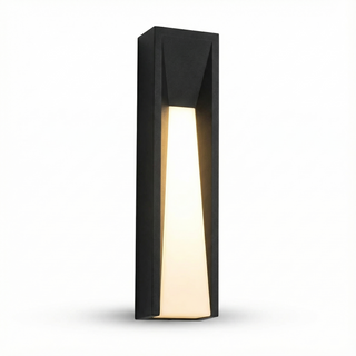 Black Aluminum Wall Light – Modern Outdoor LED Lighting With Sleek Finish