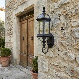Vintage Outdoor Wall Light – Black Iron Lantern With Aluminium Glass Lamp