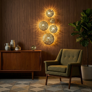Golden Leaves Wall Light – Modern Decorative Lamp with Soft Warm Lighting