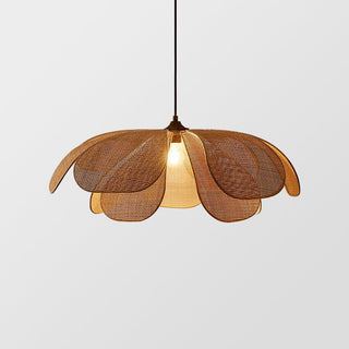 Vintage Rattan Pendant Light – Adjustable Hanging Lamp with Handwoven Petal Shade