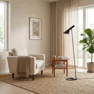 Minimalist Floor Lamp – Modern LED Lighting | Adjustable Black Metal Lamp