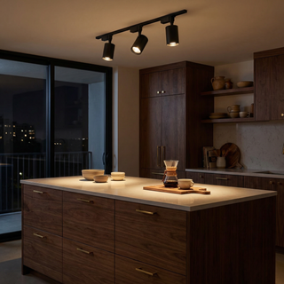 LED Lighting Track – Adjustable LED Spotlights for Living Room & Office Ambiance