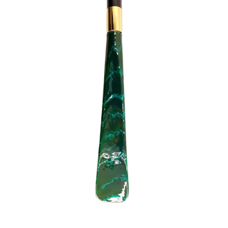 enamelled parrot handle golden accents handmade Italian luxury shoehorn detail