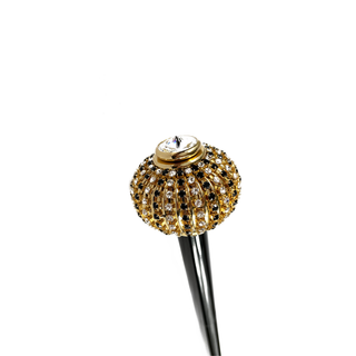 Gold plated brass onion handle handmade Italian luxury walking stick detail