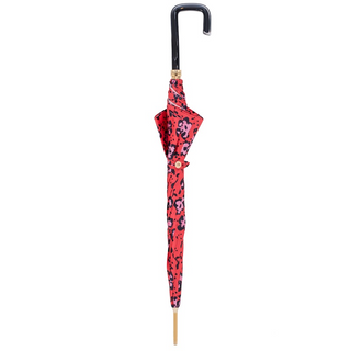 Automatic cheetah print luxury Italian women's umbrella close-up handle detail