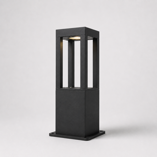 Modern Garden Lamp – Black Aluminium Bollard Light with Tempered Glass Illumination