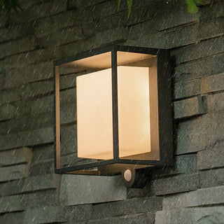 Solar Wall Light – Modern Outdoor Lighting With Acrylic Wall Lamp & Warm LED Light