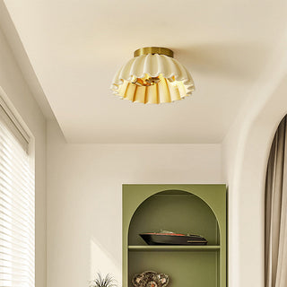 Classic resin French ceiling lamp – E14 vintage entrance