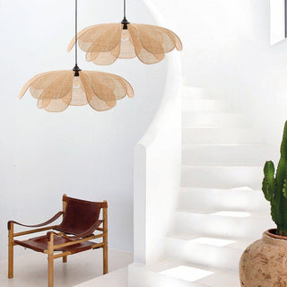 Vintage Rattan Pendant Light – Adjustable Hanging Lamp with Handwoven Petal Shade