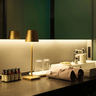 Cordless golden table lamp — waterproof adjustable brightness