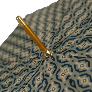 Luxury gold 24K gold handle carbon fiber frame handmade Italian umbrella detail