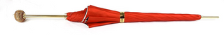 Giraffe animalier umbrella red satin gold plated handle close-up