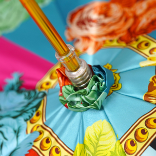 Luxury Italian umbrella – silk finish canopy view