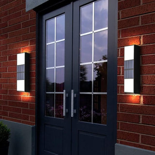 Outdoor Wall Light – Black Acrylic LED Lamp | Weatherproof Modern Garden Lighting