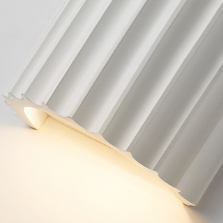 Half circle curl indoor resin modern wall lamp — sconce