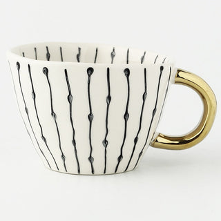 hand painted ceramic mugs luxury porcelain drinkware gold handle 350ml cup macro view
