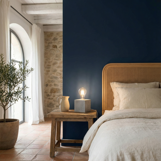 Minimalist Concrete Lamp – Grey Table Lamp with Raw Concrete Base & Warm Ambient Lighting
