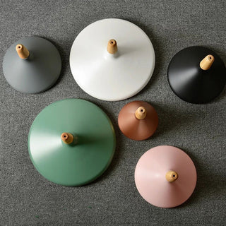 Suspension conique en métal coloré - Luminaire moderne avec cordon réglable