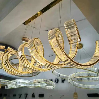 Floral Ceiling Light – Elegant Gold Tone Lamp With Soft Ambient Lighting