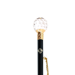 gold-plated crystal handle gift box 53cm long handle handcrafted Italian luxury shoehorn close-up