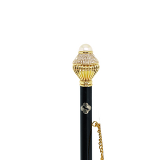 24K gold-plated brass crystal pearl gift box long handle handcrafted Italian luxury shoehorn close-up