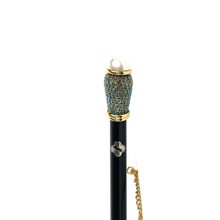 24K gold-plated aquamarine crystal handle long handle handmade Italian luxury shoehorn close-up