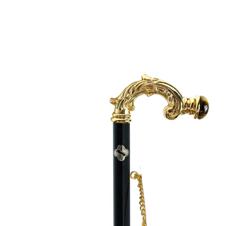 24K gold-plated tiger's eye stone handle long handle handcrafted Italian luxury shoehorn close-up