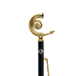 gold-plated sapphire crystal handle long handle handmade Italian luxury shoehorn close-up