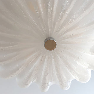 White glass elegant ceiling lamp creamy – dining close-up
