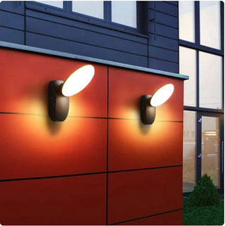 Adjustable Outdoor Lighting – Modern Garden Lamp with 360° Rotating Head