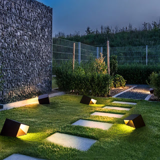 Solar Garden Lamp – Compact Black Steel Bollard With Warm Outdoor Lighting