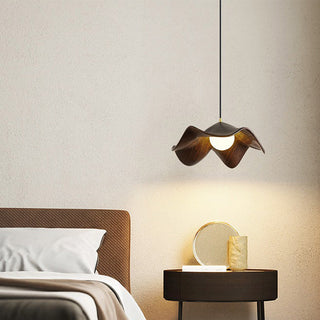 Scandinavian lotus leaf pendant with natural wood texture