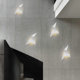 Mini iron bird LED Nordic wall sconce — decorative lamp