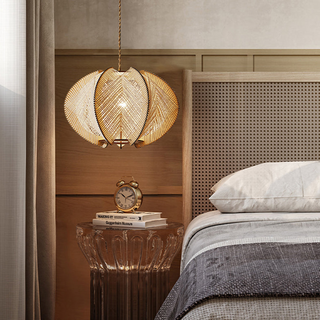 Suspension en bois – Lampe artisanale de forme irrégulière avec corde